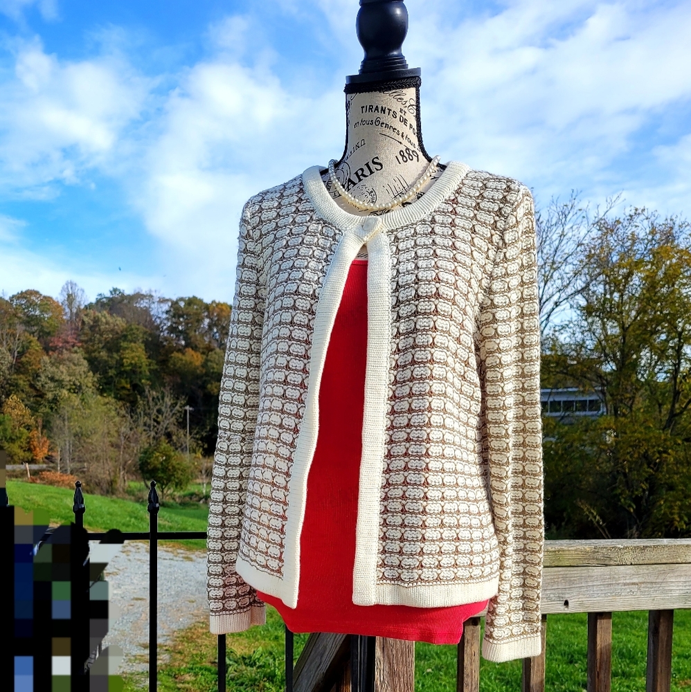 FINAL PRICE - Liz Claiborne Size S Gold Knit Cardigan